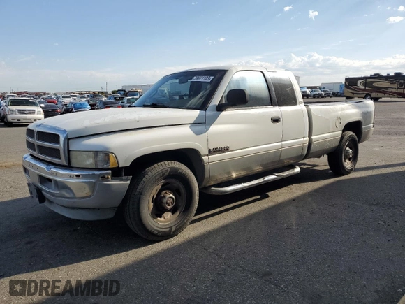 1998 Dodge 2500 z VIN 1B7KC2362WJ203163, wystawiony jako Copart lot #58871105 z przebiegiem 259 264 mil mil oraz Szkoda całkowita • Salvage title. Historia ofert i sprzedaży dostępna na DreamBid. Obrazek 1.