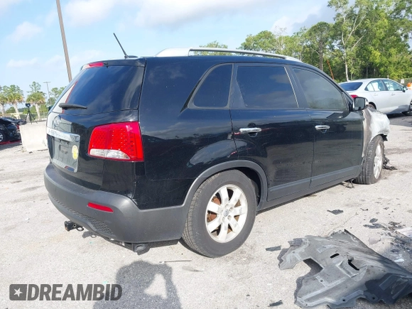 2012 Kia Sorento LX with VIN 5XYKT4A6XCG268899, listed as a IAAI auction lot 41727022 with 1 mi miles. Bid and sale history available at carsss.com. Image 4.