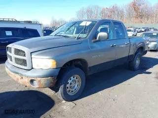 2005 Dodge Ram 1500 SLT with VIN 1D7HU18N55J550637, listed as a IAAI auction lot 40876318 with 110,110 mi miles. Bid and sale history available at carsss.com. Image 2.