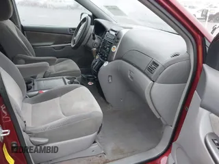 2010 Toyota Sienna CE with VIN 5TDKK4CCXAS318352, listed as a IAAI auction lot 41909416 with 228,041 mi miles. Bid and sale history available at carsss.com. Image 5.