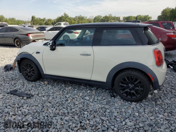 2016 MINI Hardtop with VIN WMWXP5C50GT740166, listed as a Copart auction lot 53832025 with 40,720 mi miles and Salvage Title. Bid and sale history available at DreamBid. Image 2.
