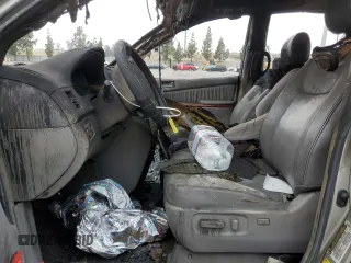 2005 Toyota Sienna XLE with VIN 5TDBA22C05S048417, listed as a Copart auction lot 58529365 with Not provided miles and Salvage title. Bid and sale history available at DreamBid. Image 7.