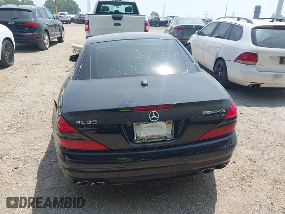 2005 Mercedes-Benz SL 55 AMG with VIN WDBSK74F85F101039, listed as a IAAI auction lot 42812397 with 76,452 mi miles and . Bid and sale history available at DreamBid. Image 16.