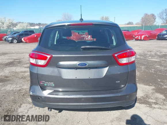 2017 Ford C-Max SE with VIN 1FADP5EU1HL106303, listed as a IAAI auction lot 41930709 with Not Provided miles. Bid and sale history available at carsss.com. Image 15.