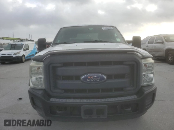 2015 Ford F-250 XL z VIN 1FT7W2A61FEC02885, wystawiony jako Copart lot #51786935 z przebiegiem 176 639 mil mil oraz Czysty tytuł • Clean title. Historia ofert i sprzedaży dostępna na DreamBid. Obrazek 5.
