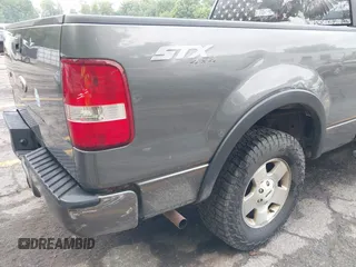 2007 Ford F-150 STX с VIN 1FTRX14W57NA71618, выставлен на аукционе IAAI как лот 42583600 с пробегом 177 914 миль миль и . История ставок и продаж доступна на DreamBid. Изображение 12.