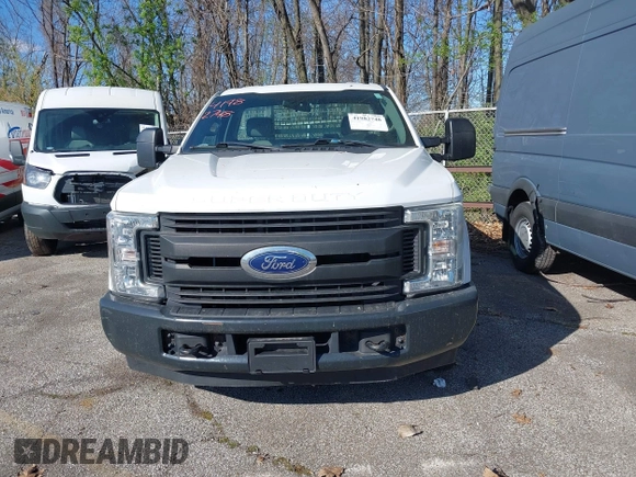 2017 Ford Super Duty F-250 SRW XL with VIN 1FDBF2A64HEC99847, listed as a IAAI auction lot 41982748 with 88,368 mi miles. Bid and sale history available at carsss.com. Image 12.