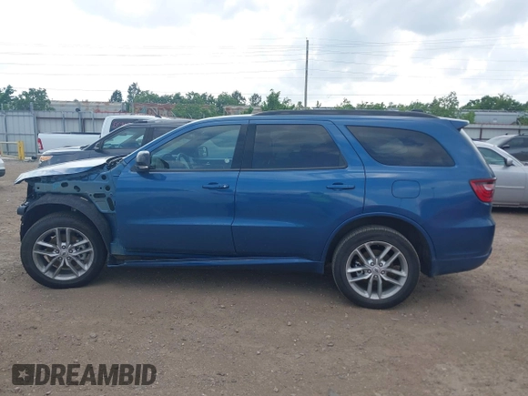 2025 Dodge Durango GT Plus with VIN 1C4RDJDG9SC517906, listed as a IAAI auction lot 42164264 with 1,247 mi miles and . Bid and sale history available at DreamBid. Image 15.