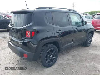 2018 Jeep Renegade Altitude with VIN ZACCJBBB8JPJ33232, listed as a IAAI auction lot 42365996 with 45,423 mi miles and . Bid and sale history available at DreamBid. Image 4.