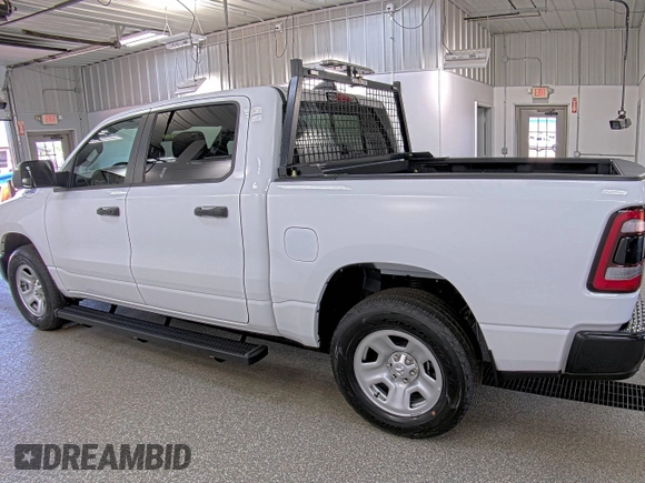 2024 Ram 1500 Tradesman с VIN 1C6RRFGG7RN221914, выставлен на аукционе IAAI как лот 42849294 с пробегом 66 миль миль и . История ставок и продаж доступна на DreamBid. Изображение 8.