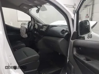 2020 Nissan NV200 S with VIN 3N6CM0KN1LK706933, listed as a IAAI auction lot 42098705 with 38,332 mi miles and . Bid and sale history available at DreamBid. Image 5.