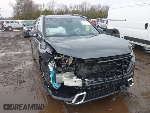 2025 Honda CR-V Sport Touring with VIN 7FARS6H93SE043232, listed as a IAAI auction lot 41679675 with 11,641 mi miles and . Bid and sale history available at DreamBid. Image 1.