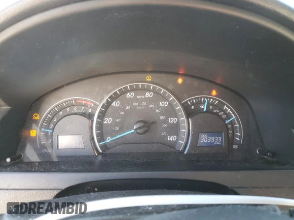 2013 Toyota Camry L with VIN 4T1BF1FK1DU273562, listed as a Copart auction lot 44219165 with 303,939 mi miles and Salvage Title. Bid and sale history available at DreamBid. Image 9.