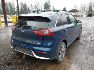 2019 Kia Niro EX with VIN KNDCE3LC7K5351502, listed as a IAAI auction lot 41871233 with 72,457 mi miles. Bid and sale history available at carsss.com. Image 4.