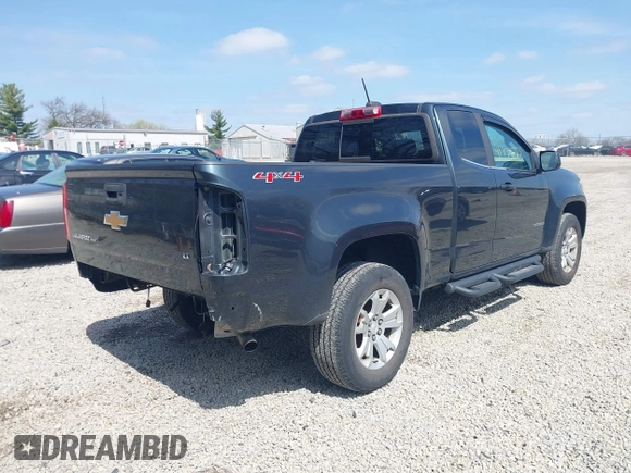 2018 Chevrolet Colorado 4WD LT with VIN 1GCHTCEN1J1111605, listed as a IAAI auction lot 41923283 with 66,604 mi miles. Bid and sale history available at carsss.com. Image 4.
