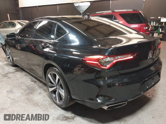 2024 Acura TLX Technology with VIN 19UUB5F41RA000648, listed as a IAAI auction lot 41118831 with 6,916 mi miles and . Bid and sale history available at DreamBid. Image 3.