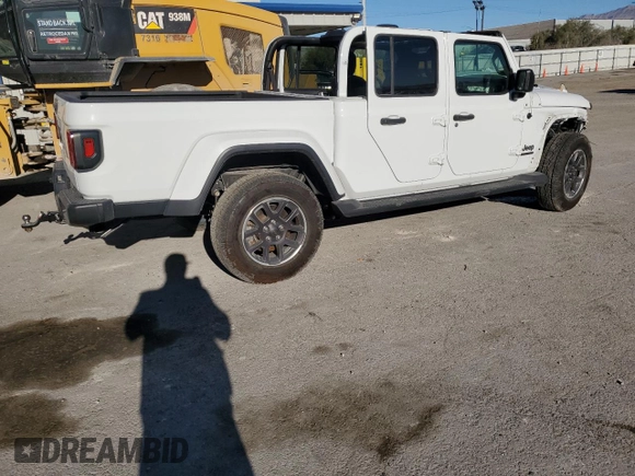 2021 Jeep Gladiator 80th Anniversary with VIN 1C6HJTAG7ML524612, listed as a Copart auction lot 42035885 with 32,742 mi miles and Salvage title. Bid and sale history available at DreamBid. Image 3.
