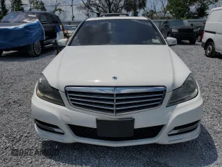 2013 Mercedes-Benz C 300 Sport with VIN WDDGF8AB0DR284569, listed as a Copart auction lot 56630195 with 99,726 mi miles and Clean Title. Bid and sale history available at DreamBid. Image 6.