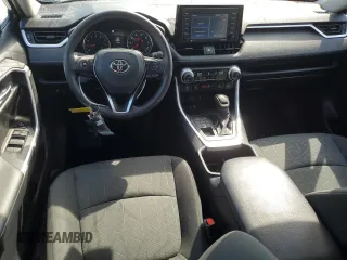 2022 Toyota RAV4 XLE z VIN 2T3P1RFV2NC277952, wystawiony jako Copart lot #61972445 z przebiegiem 46 798 mil mil oraz Szkoda całkowita • Salvage title. Historia ofert i sprzedaży dostępna na DreamBid. Obrazek 8.