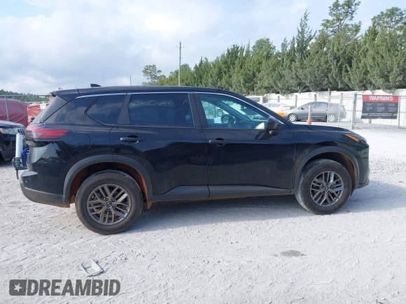 2024 Nissan Rogue S with VIN 5N1BT3AB6RC750690, listed as a IAAI auction lot 42087298 with 17,952 mi miles. Bid and sale history available at carsss.com. Image 13.