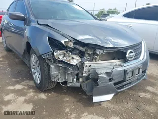 2016 Nissan Altima 2.5 SL with VIN 1N4AL3AP4GC199187, listed as a IAAI auction lot 42050610 with 205,174 mi miles. Bid and sale history available at carsss.com. Image 6.
