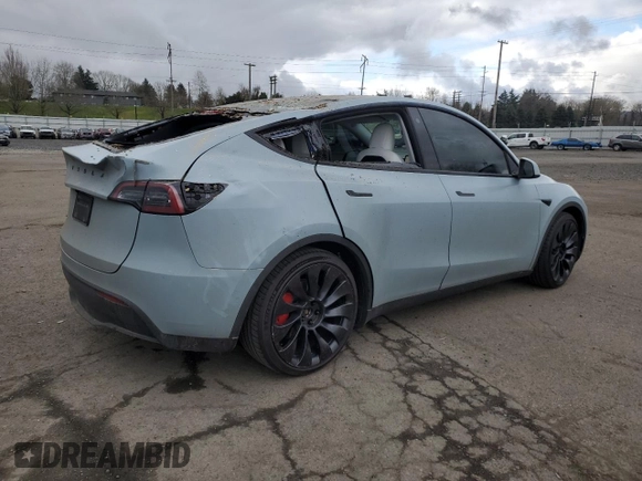 2022 Tesla Model Y Performance with VIN 7SAYGDEF2NF416730, listed as a Copart auction lot 47657945 with 40,738 mi miles and Salvage Title. Bid and sale history available at DreamBid. Image 3.