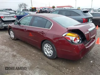 2012 Nissan Altima S z VIN 1N4AL2AP1CN531451, wystawiony jako IAAI lot #40801095 z przebiegiem 200 043 mil mil oraz . Historia ofert i sprzedaży dostępna na DreamBid. Obrazek 3.