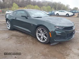 2020 Chevrolet Camaro 2SS с VIN 1G1FH1R78L0105262, выставлен на аукционе IAAI как лот 42103489 с пробегом 68 254 миль миль и . История ставок и продаж доступна на DreamBid. Изображение 1.