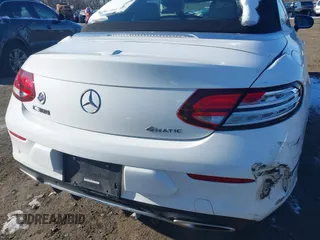 2019 Mercedes-Benz C 300 с VIN WDDWK8EB7KF828792, выставлен на аукционе IAAI как лот 41267574 с пробегом 61 168 миль миль и . История ставок и продаж доступна на DreamBid. Изображение 17.