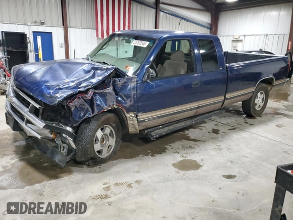 1998 Chevrolet Silverado 1500 with VIN 1GCEK19R1WE147639, listed as a Copart auction lot 55792545 with 193,501 mi miles and Salvage Title. Bid and sale history available at DreamBid. Image 1.