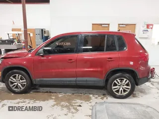 2014 Volkswagen Tiguan S z VIN WVGBV3AXXEW045826, wystawiony jako IAAI lot #42173285 z przebiegiem 126 260 mil mil oraz . Historia ofert i sprzedaży dostępna na DreamBid. Obrazek 14.
