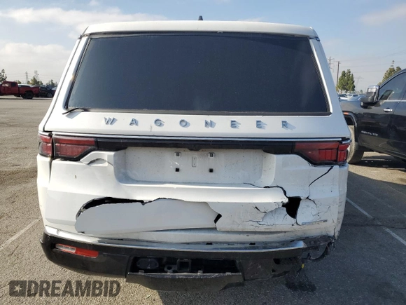 2024 Jeep Wagoneer Series II with VIN 1C4SJRBP2RS115687, listed as a Copart auction lot 56211785 with 39,645 mi miles and Salvage title. Bid and sale history available at DreamBid. Image 6.