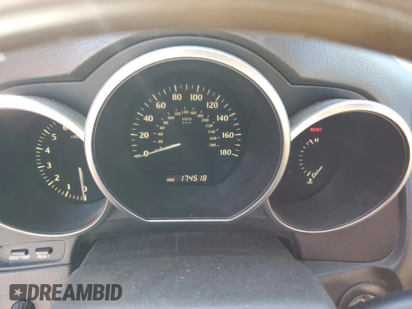 2006 Lexus SC 430 z VIN JTHFN48Y069006512, wystawiony jako Copart lot #47522475 z przebiegiem 174 518 mil mil oraz Szkody całkowita. Historia ofert i sprzedaży dostępna na DreamBid. Obrazek 9.