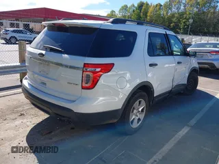 2014 Ford Explorer with VIN 1FM5K8B85EGB25183, listed as a IAAI auction lot 40564997 with 260,522 mi miles and . Bid and sale history available at carsss.com. Image 4.
