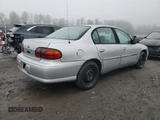 2005 Chevrolet Classic with VIN 1G1ND52FX5M123550, listed as a Copart auction lot 84900474 with 82,248 mi miles and Salvage Title. Bid and sale history available at carsss.com. Image 3.