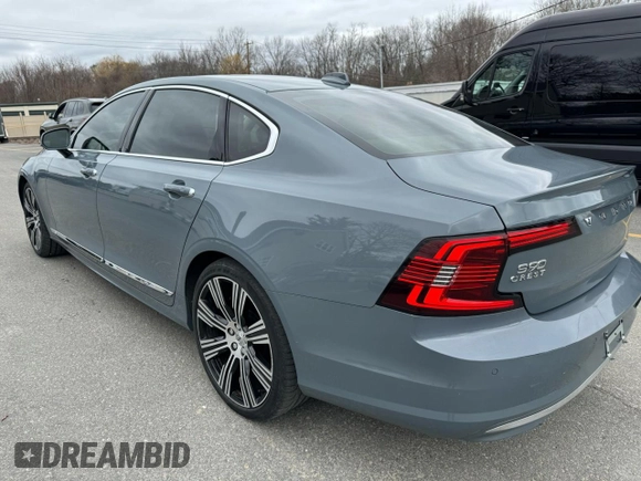 2021 Volvo S90 Inscription with VIN LVYA22ML6MP196577, listed as a Copart auction lot 45807534 with 52,763 mi miles. Bid and sale history available at carsss.com. Image 2.