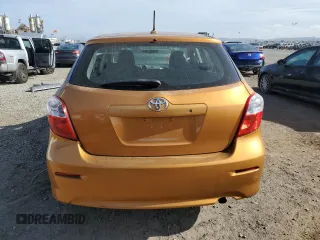 2009 Toyota Matrix z VIN 2T1KU40E99C023747, wystawiony jako Copart lot #56692735 z przebiegiem 190 515 mil mil oraz Czysty tytuł • Clean title. Historia ofert i sprzedaży dostępna na DreamBid. Obrazek 6.