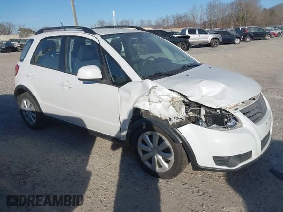 2013 Suzuki SX4 Crossover z VIN JS2YB5A39D6101193, wystawiony jako IAAI lot #41675796 z przebiegiem 87 459 mil mil oraz . Historia ofert i sprzedaży dostępna na DreamBid. Obrazek 1.