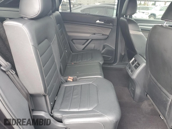 2021 Volkswagen Atlas SEL Premium R-Line with VIN 1V2FE2CA5MC224413, listed as a Copart auction lot 87508645 with 39,186 mi miles and Salvage title. Bid and sale history available at DreamBid. Image 11.
