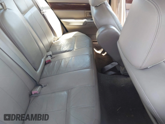 2004 Mercury Grand Marquis GS with VIN 2MEFM74W14X632470, listed as a IAAI auction lot 42120233 with 292,357 mi miles and . Bid and sale history available at DreamBid. Image 8.