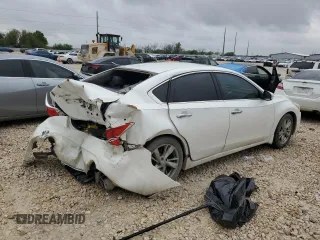 2015 Nissan Altima 2.5 S with VIN 1N4AL3APXFN372441, listed as a Copart auction lot 50377475 with 150,062 mi miles and Salvage Title. Bid and sale history available at carsss.com. Image 3.