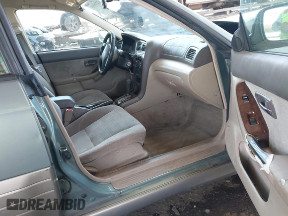 2003 Subaru Legacy Outback with VIN 4S3BH675737613752, listed as a IAAI auction lot 42239355 with 179,164 mi miles and . Bid and sale history available at DreamBid. Image 5.