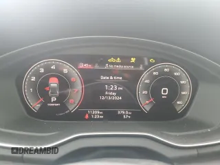 2024 Audi Q5 Premium Plus z VIN WA1BBAFY1R2000476, wystawiony jako Copart lot #84108294 z przebiegiem 11 209 mil mil oraz Szkoda całkowita • Salvage title. Historia ofert i sprzedaży dostępna na DreamBid. Obrazek 9.