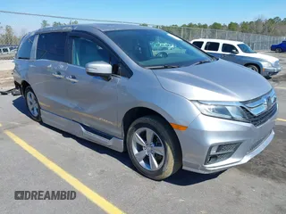 2019 Honda Odyssey EX-L with VIN 5FNRL6H73KB073550, listed as a IAAI auction lot 41666490 with 40,518 mi miles. Bid and sale history available at carsss.com. Image 1.