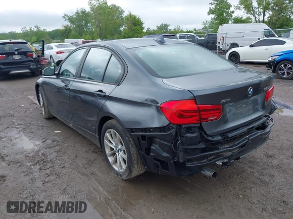 2018 BMW 3 Series 320i xDrive with VIN WBA8A3C5XJA505917, listed as a IAAI auction lot 42279882 with 89,537 mi miles and . Bid and sale history available at DreamBid. Image 3.