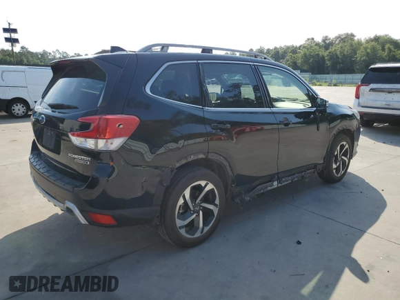 2022 Subaru Forester Touring z VIN JF2SKARCXNH528872, wystawiony jako Copart lot #64573425 z przebiegiem 27 505 mil mil oraz Szkoda całkowita • Salvage title. Historia ofert i sprzedaży dostępna na DreamBid. Obrazek 3.