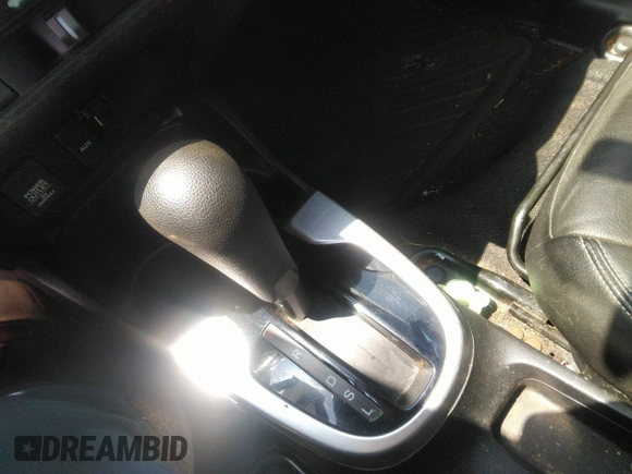 2016 Honda Fit LX с VIN JHMGK5H59GX003386, выставлен на аукционе IAAI как лот 42758342 с пробегом 156 471 миль миль и . История ставок и продаж доступна на DreamBid. Изображение 6.