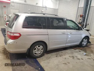 2006 Honda Odyssey EX-L z VIN 5FNRL38606B414740, wystawiony jako Copart lot #51861875 z przebiegiem 86 713 mil mil oraz Czysty tytuł • Clean title. Historia ofert i sprzedaży dostępna na DreamBid. Obrazek 3.
