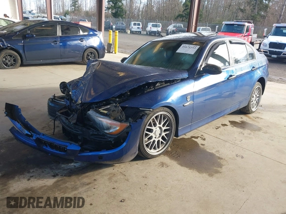 2007 BMW 3 Series 335i with VIN WBAVB73517PA86968, listed as a IAAI auction lot 41671253 with 95,556 mi miles. Bid and sale history available at carsss.com. Image 18.