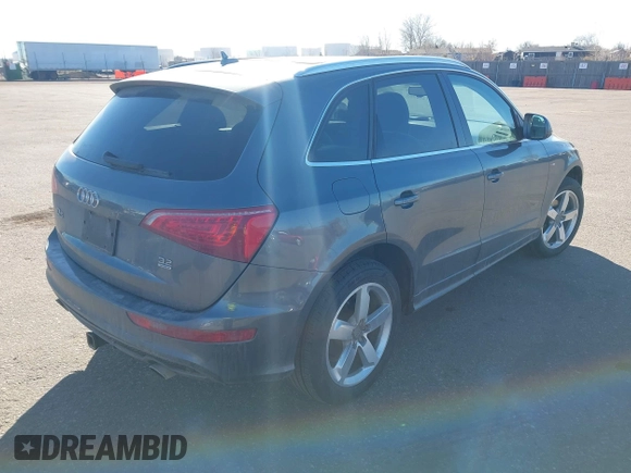 2012 Audi Q5 3.2L Premium Plus with VIN WA1DKAFP6CA113076, listed as a IAAI auction lot 41282805 with 152,146 mi miles. Bid and sale history available at carsss.com. Image 4.